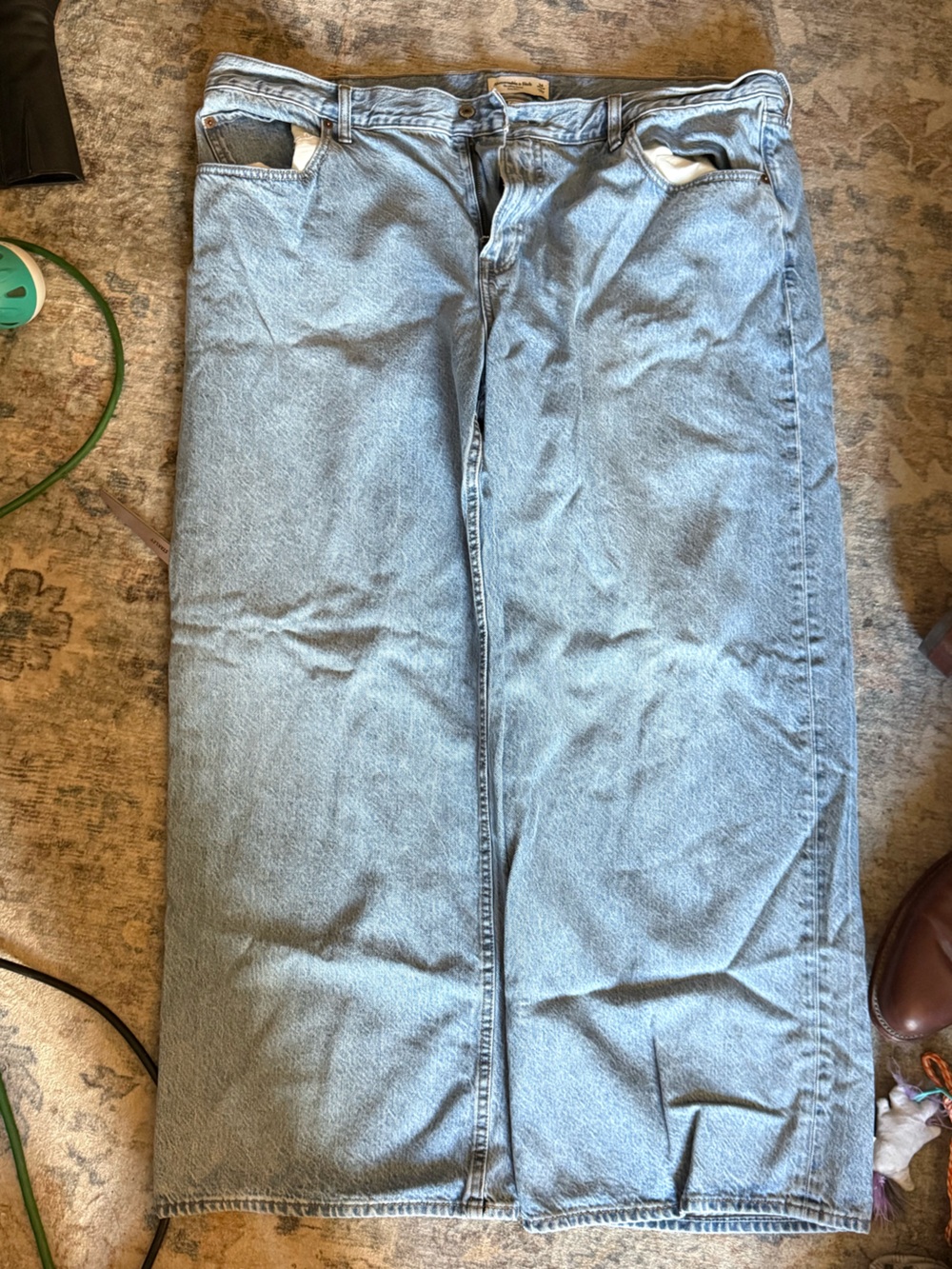 Abercrombie Ultra Loose Low Rise